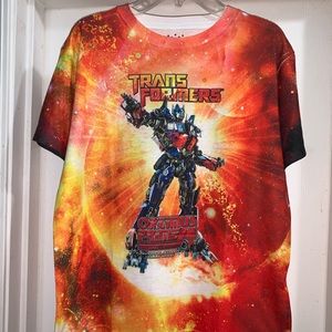 ✅ BOGO Universal Studios Shirt YL